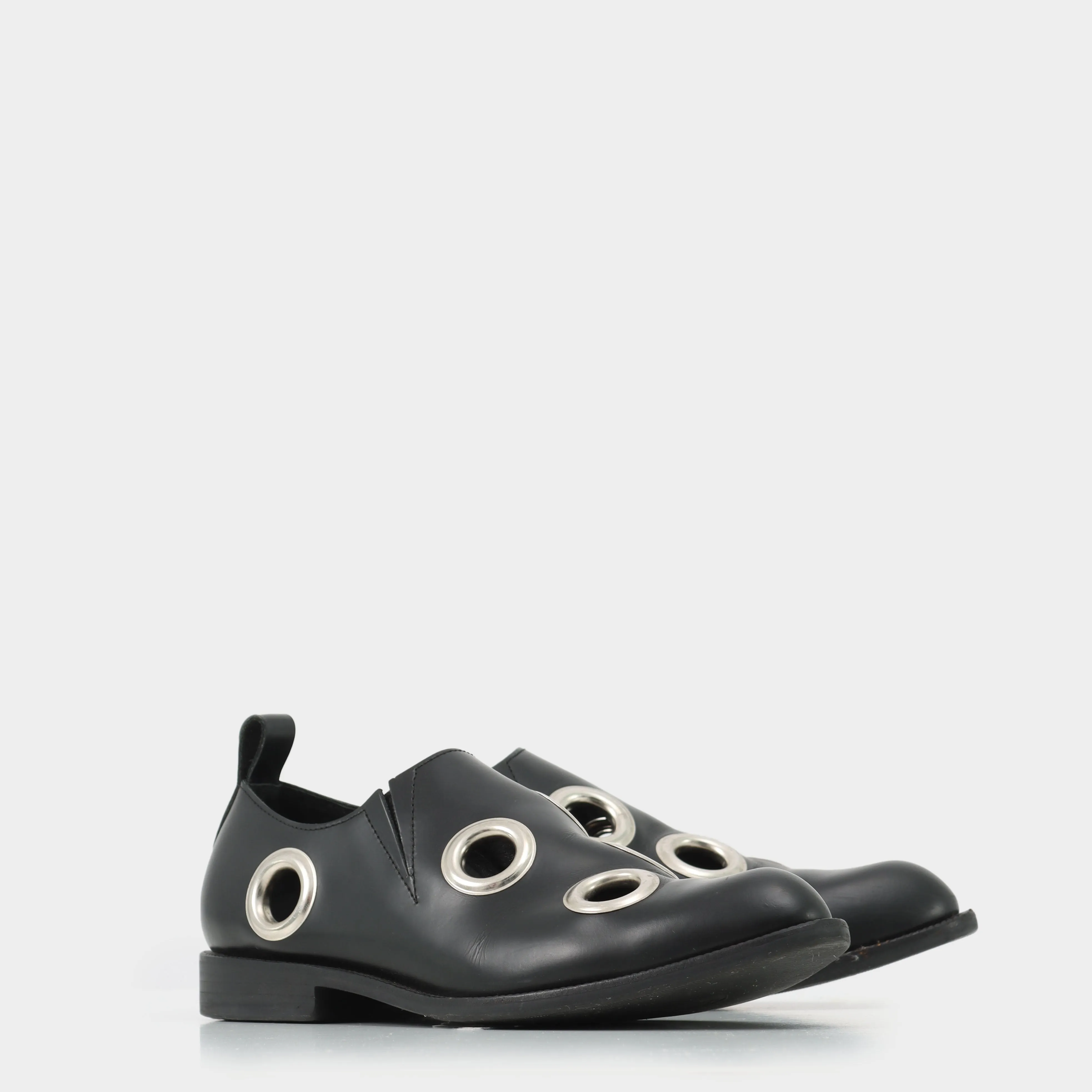 Comme des Garçons Pointed Leather Eyelet Shoes