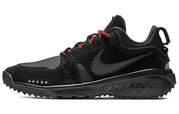 Nike ACG Dog Mountain Men's Outdoor Shoe