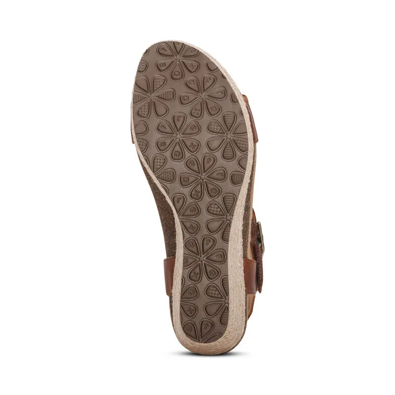 Women's Aetrex Sydney EW754W Color:  Walnut